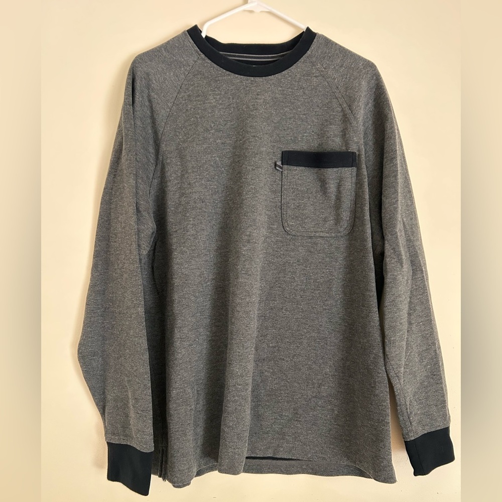 Duluth Trading Co me’s thick shirt/sweater